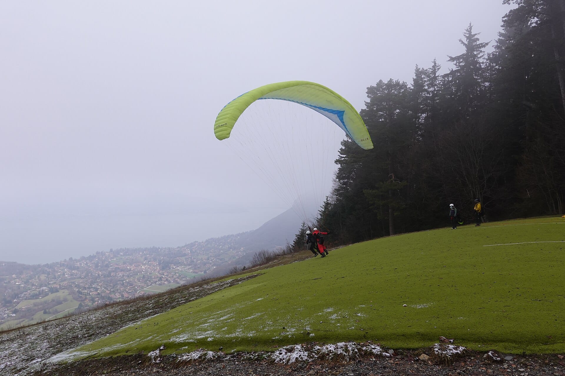 Parapente au Grand-Bornand : tout savoir sur le baptême de l’air